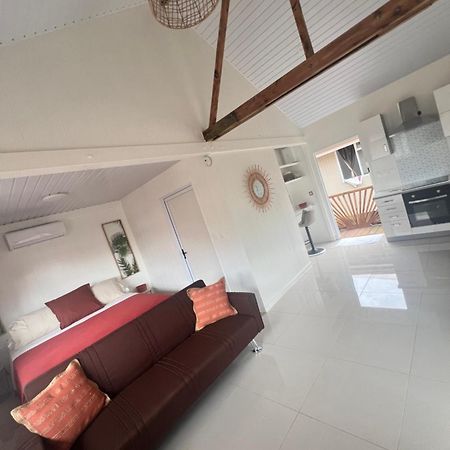 Anuarii Lodge Cash Only Faaa Exterior foto